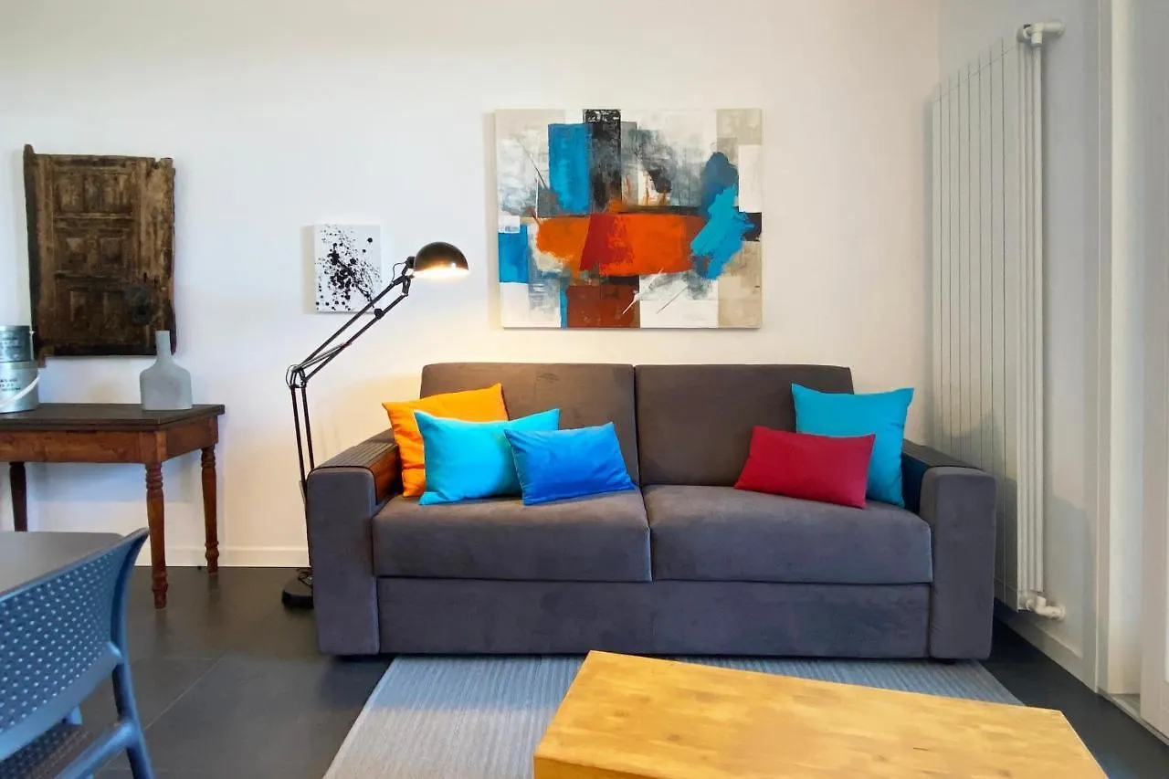Apartment Pietraverdemare Vallebona Italy