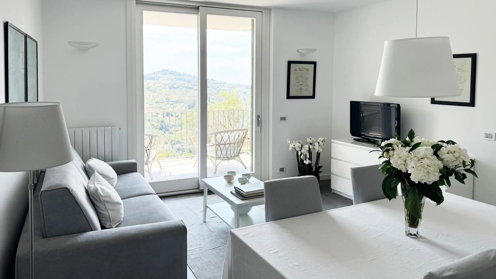 Apartment Pietraverdemare Vallebona Italy